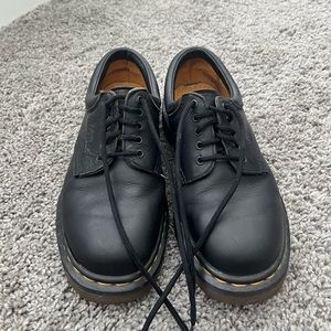 Vintage Late 1990s Authentic Dr. Martens 8053 Oxfords